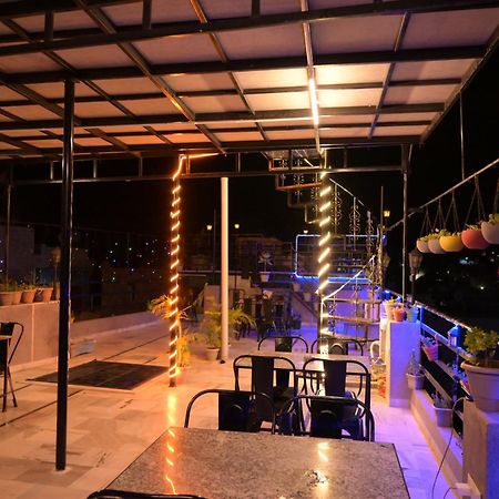 ג'ודפור Samrat Ashok Guest House מראה חיצוני תמונה